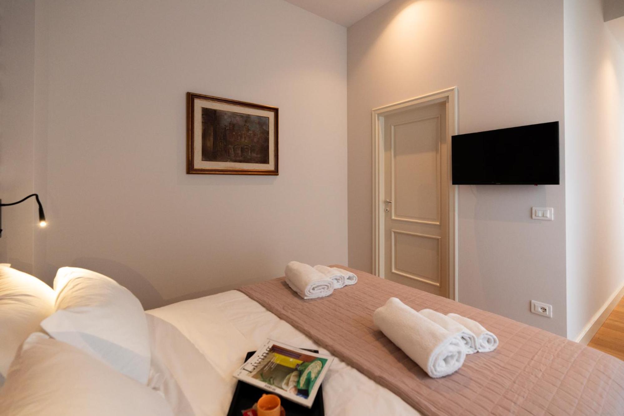 Palazzo Biasini By Postcardsfrom Hotel Verona Exterior photo